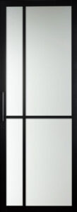 Interiérové dveře slim 02 sklo černé